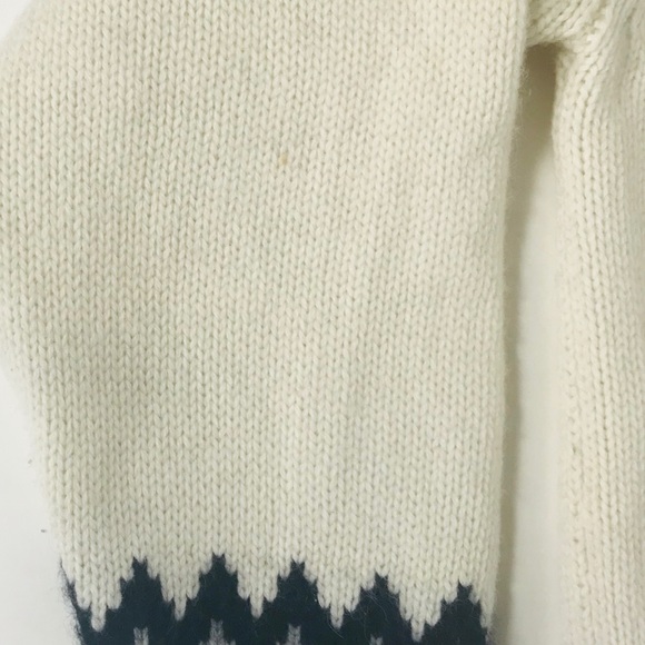 Demylee NY Icelandic Style Woven Sweater - Picture 6 of 7